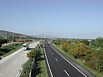 Blick von einer Raststätte über der Autobahn 