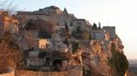 Les Baux im Licht der untegehenden Sonne
