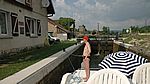 in der Schleuse