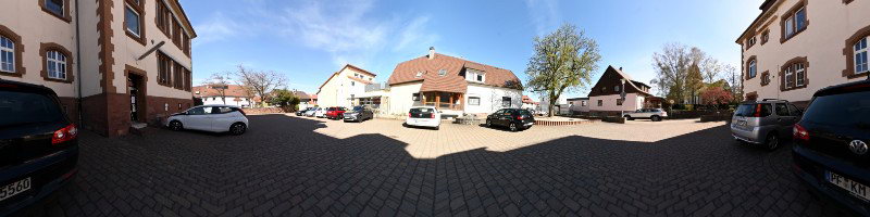 Alter Schulhof in Büchenbronn
